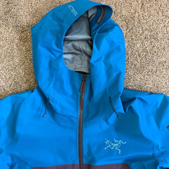 Men's Arcteryx Rush Ski Shell Jacket Large Magician Blue Brand New With Tags - Picture 2 of 5